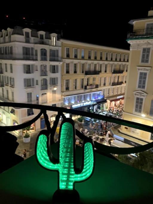Magenta - T2 Au Coeur Du Carre D'Or De Nice Dış mekan fotoğraf